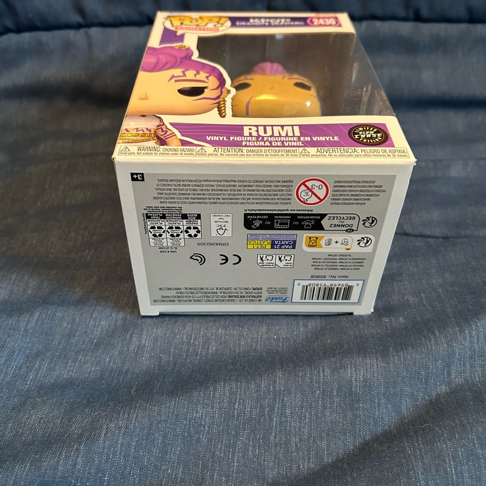 K-Pop Demon Hunters Rumi Glow CHASE Funko Pop - Picture 11 of 11